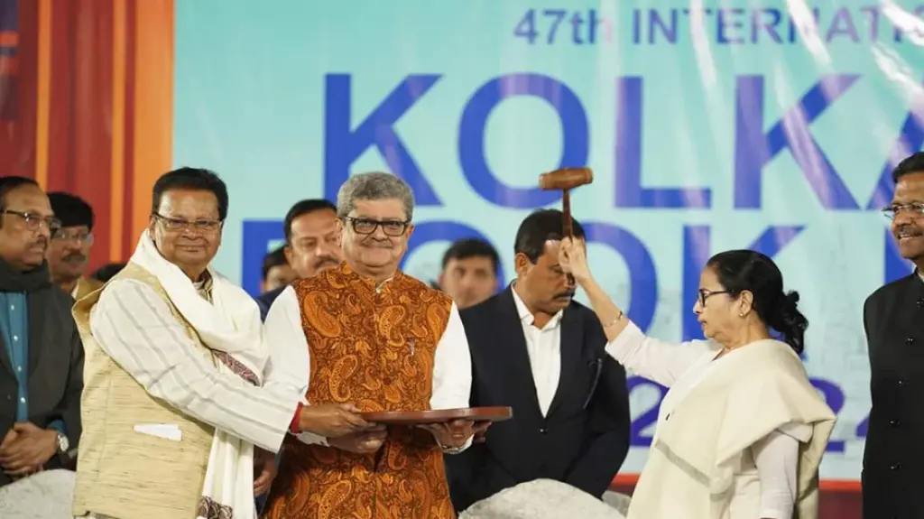 Bangladesh Pavilion decks up at Kolkata book fair